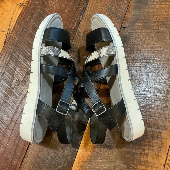 Gabor Women’s 45.572 Leather Strappy Sandals Black Snake Print Size 8 - Picture 5 of 7